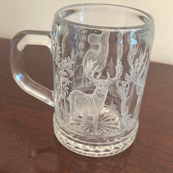 Crystal Deer Etched Glass Mug - Picture 2 of 2